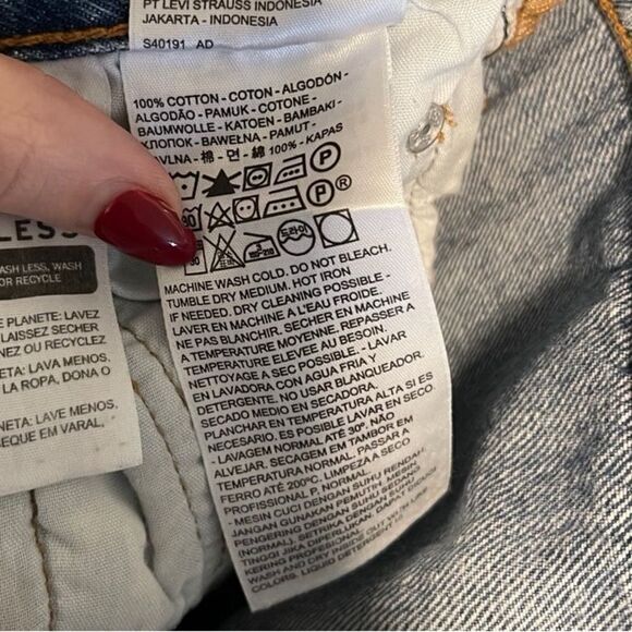 Levi’s Premium- Women’s Boyfriend Patchwork Jeans Button Fly, Size 26 / 30 - Picture 12 of 13